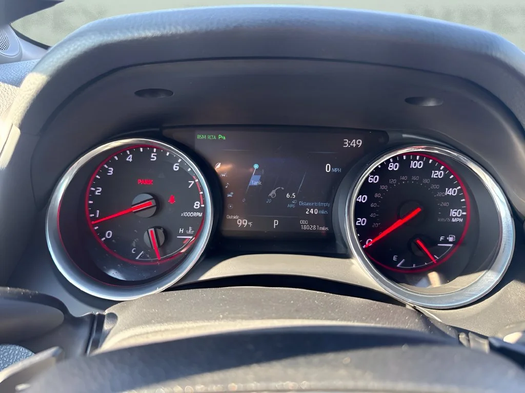 Used 2019 Silver Toyota XSE image 22