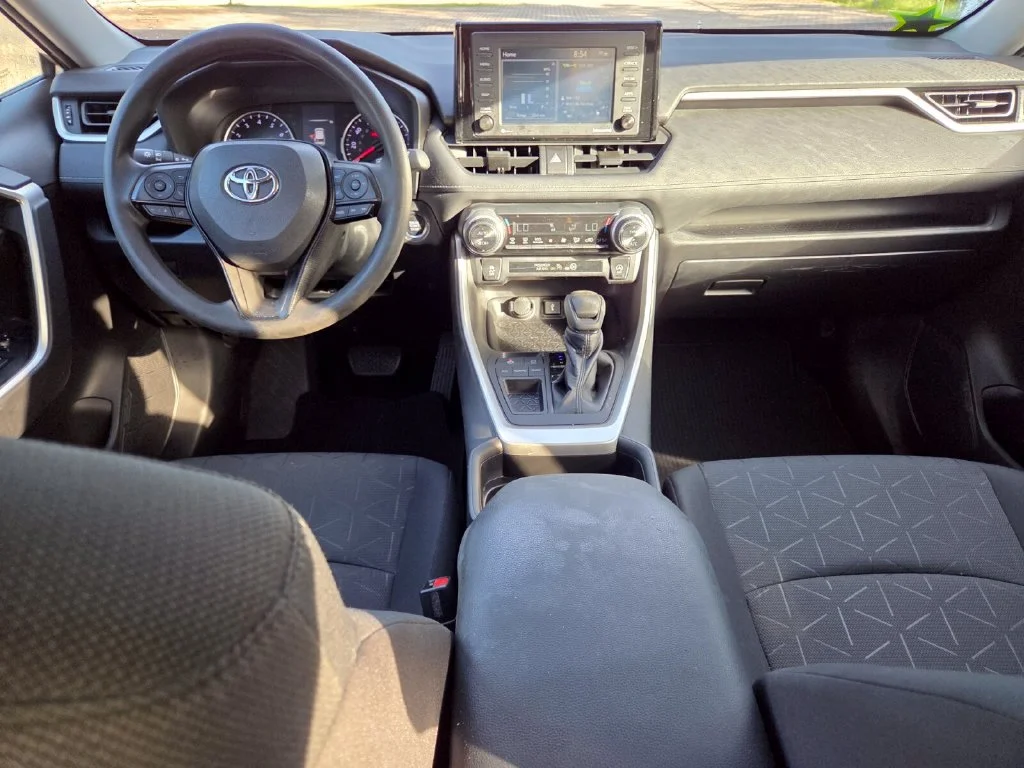 Certified Used 2021 Silver Toyota XLE image 5