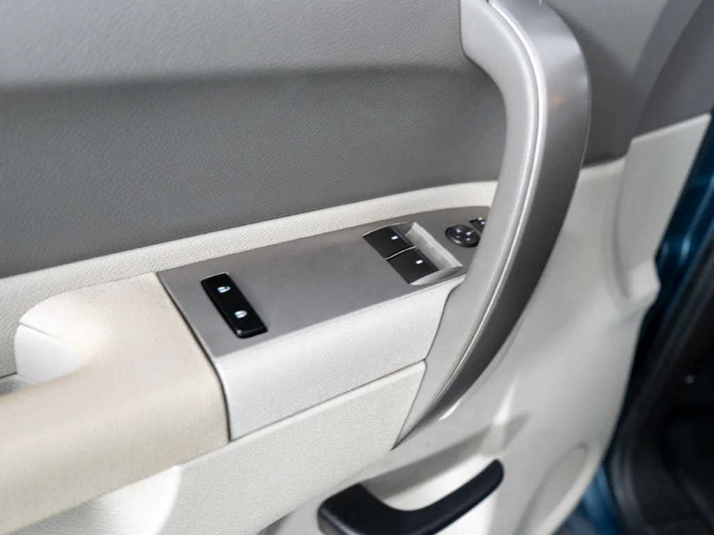 Used 2011 Blue Chevrolet LS image 19
