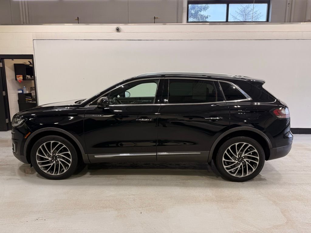 Used 2020 Lincoln Nautilus Reserve with VIN 2LMPJ8KP8LBL21615 for sale in Golden Valley, Minnesota