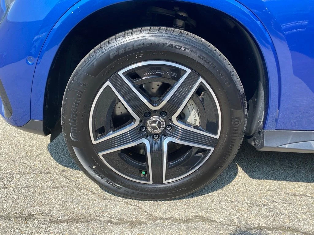 Used 2026 Blue Mercedes-Benz GLC 350e image 28