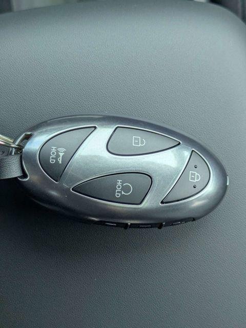 New 2026 Green Hyundai Limited FWD image 34