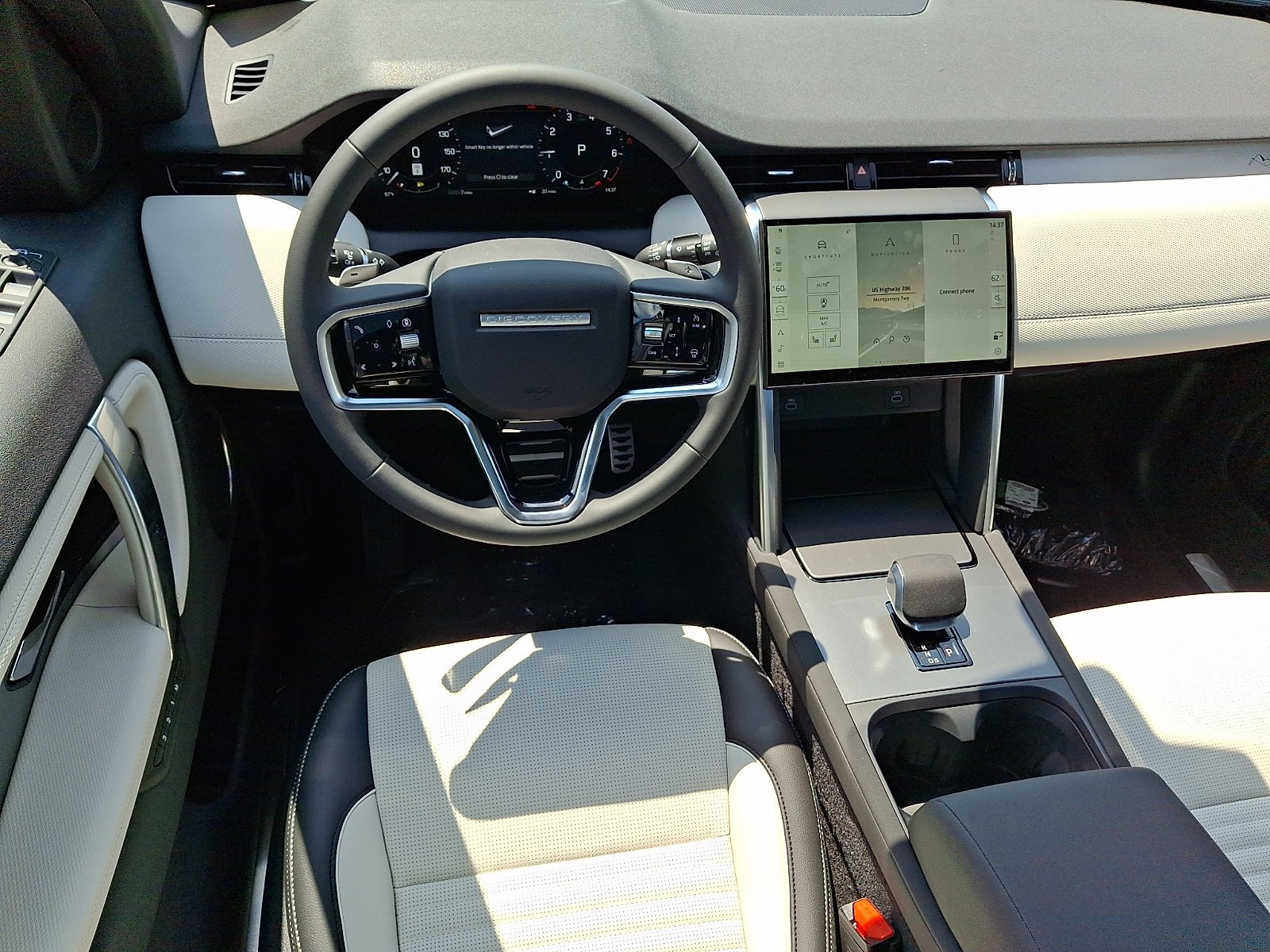 New 2026 Santorini Black Land Rover Landmark image 8