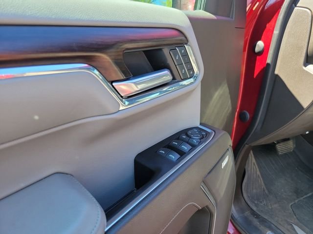 Used 2022 Red GMC SLT image 8