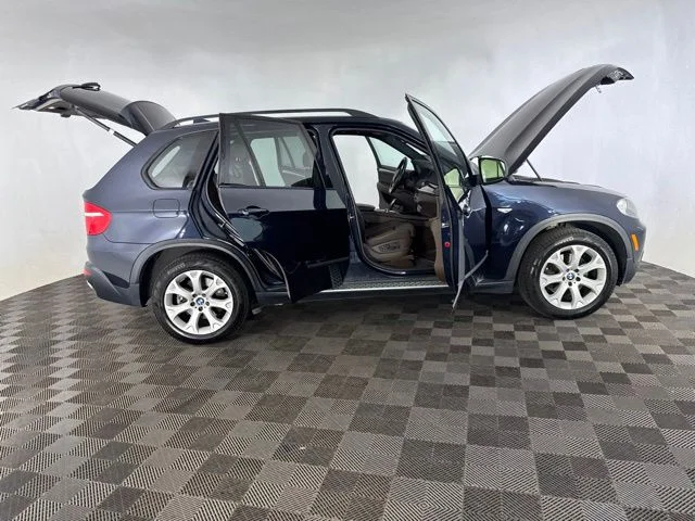 Used 2007  BMW 4.8i image 13
