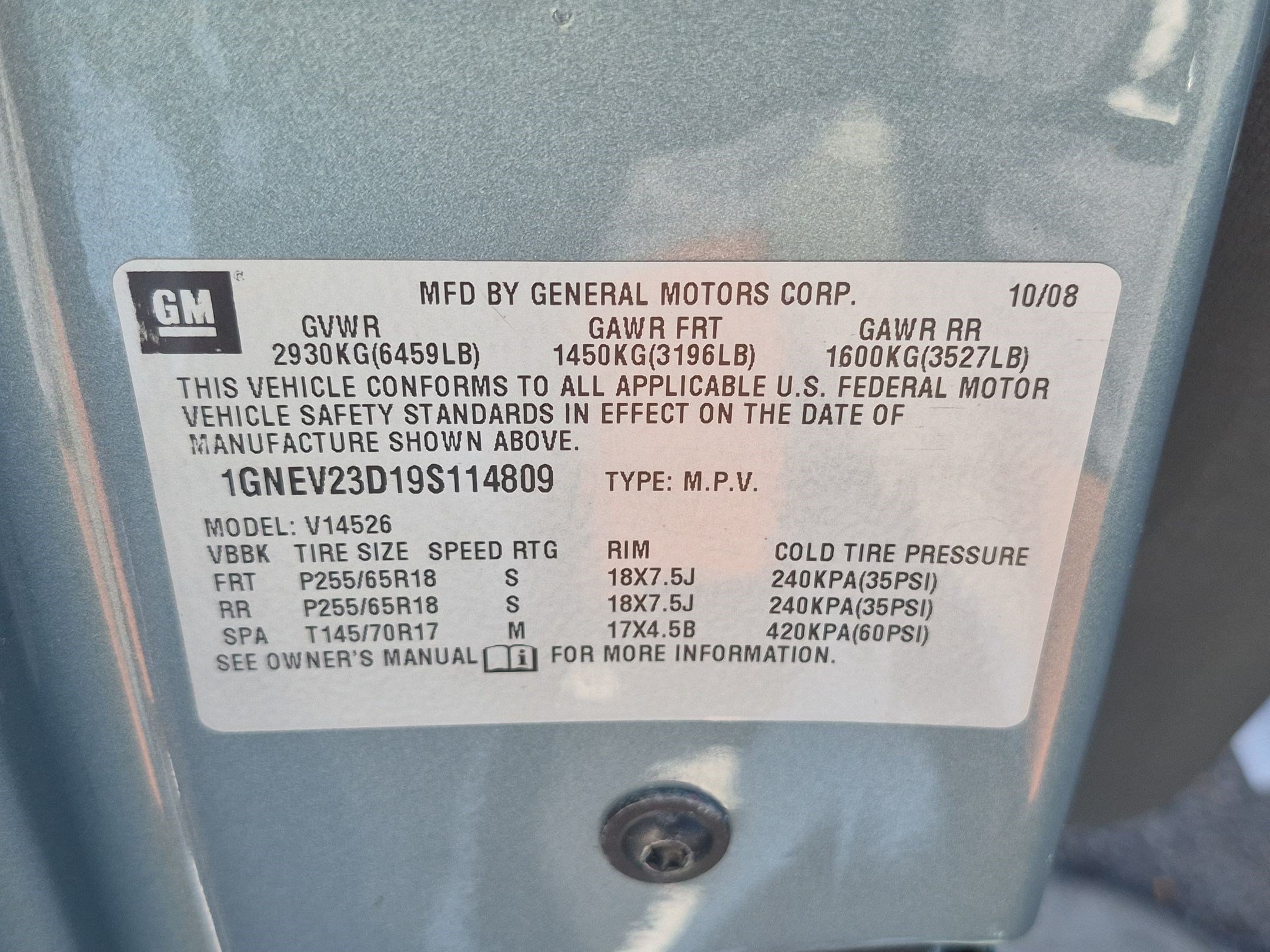 Used 2009 Silver Moss Metallic Chevrolet LT w/1LT image 30