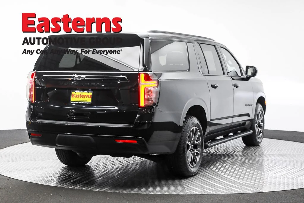 Used 2023 Black Chevrolet Z71 image 5