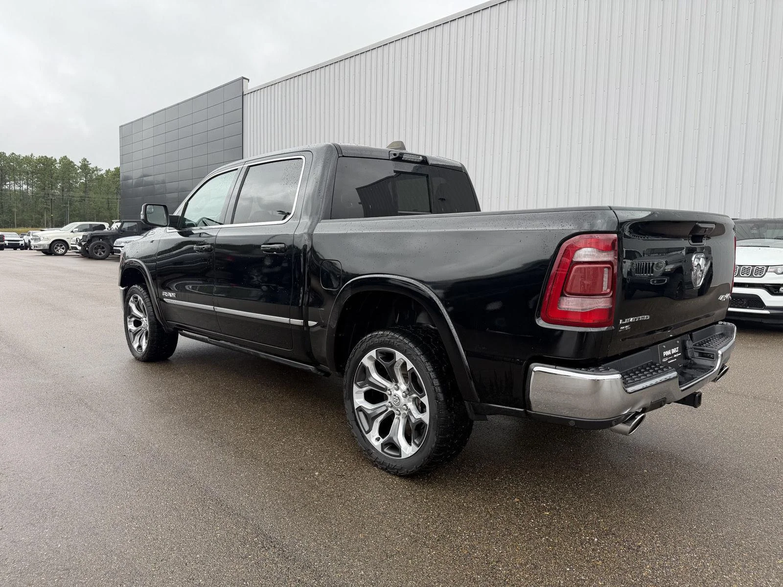 Used 2024 Diamond Black Crystal Pearlcoat Ram Limited image 4