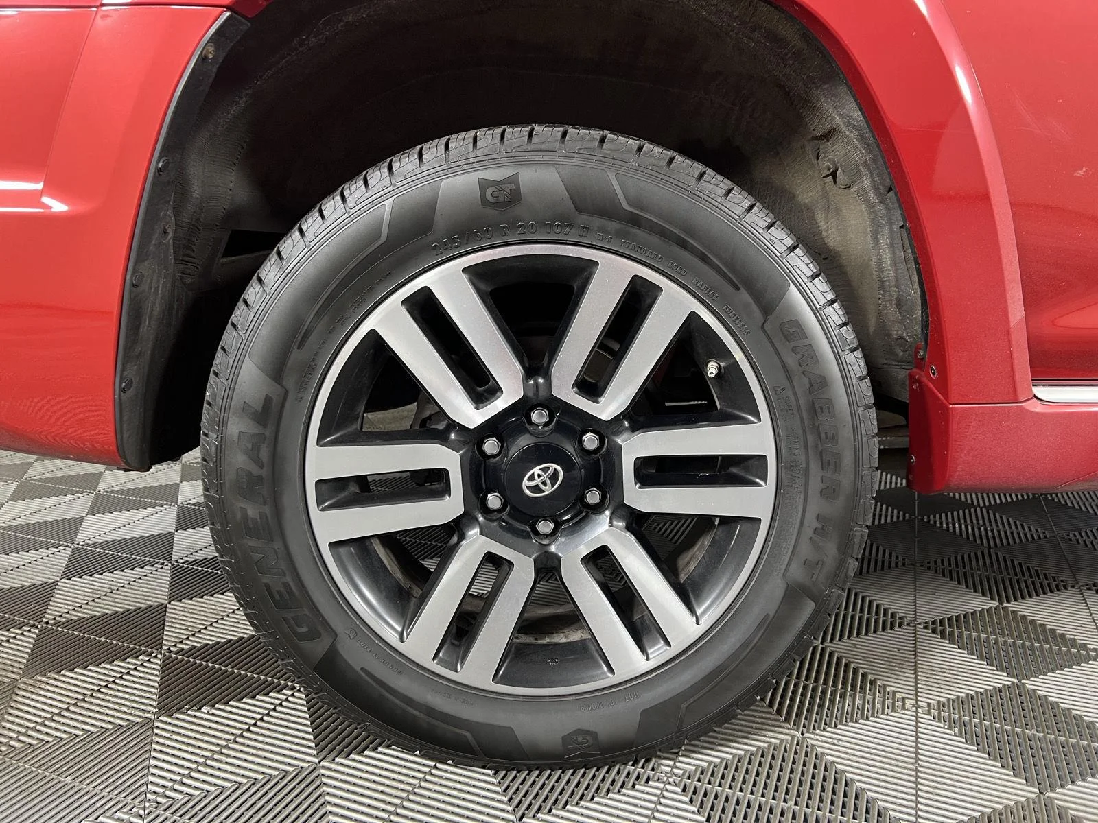 Used 2021 Rd Toyota Limited image 48