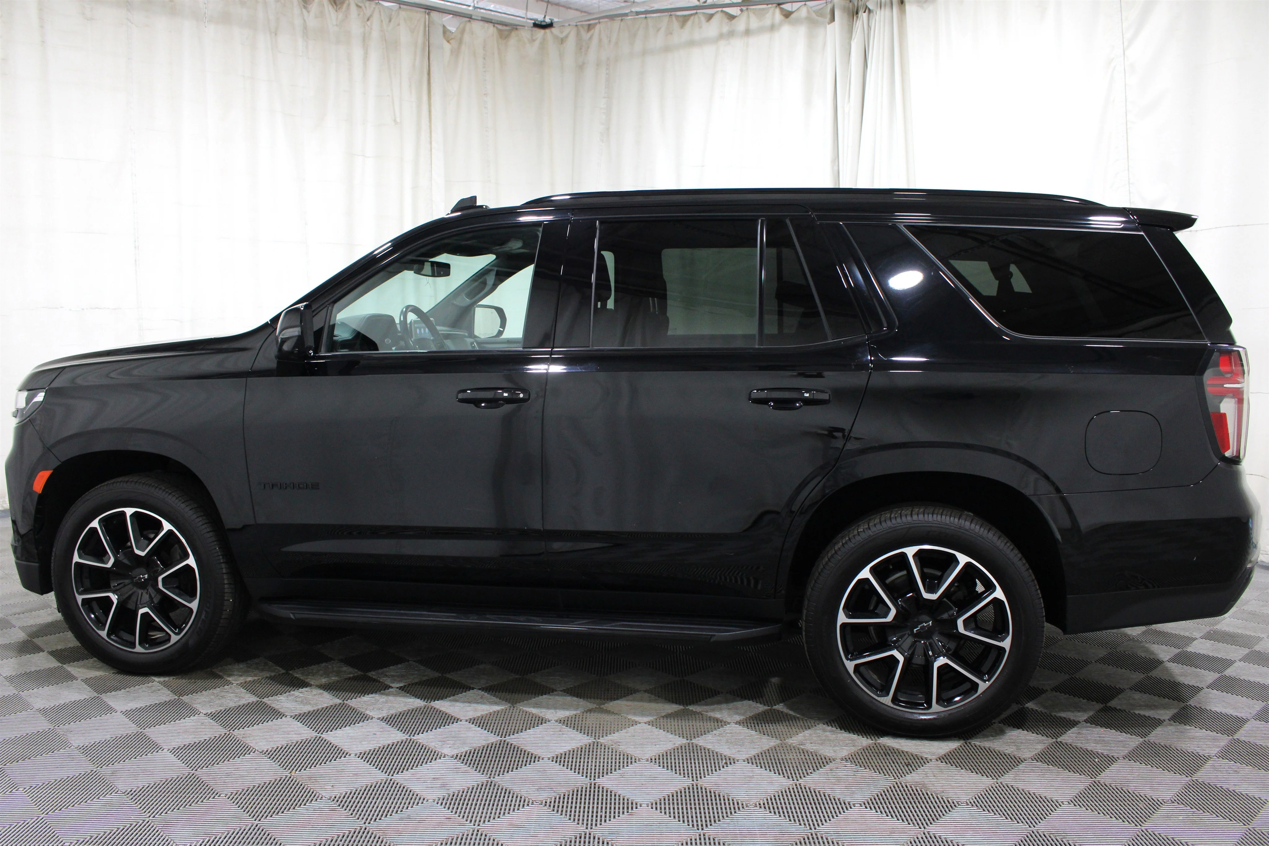 2021 Chevrolet Tahoe RST - Photo 35