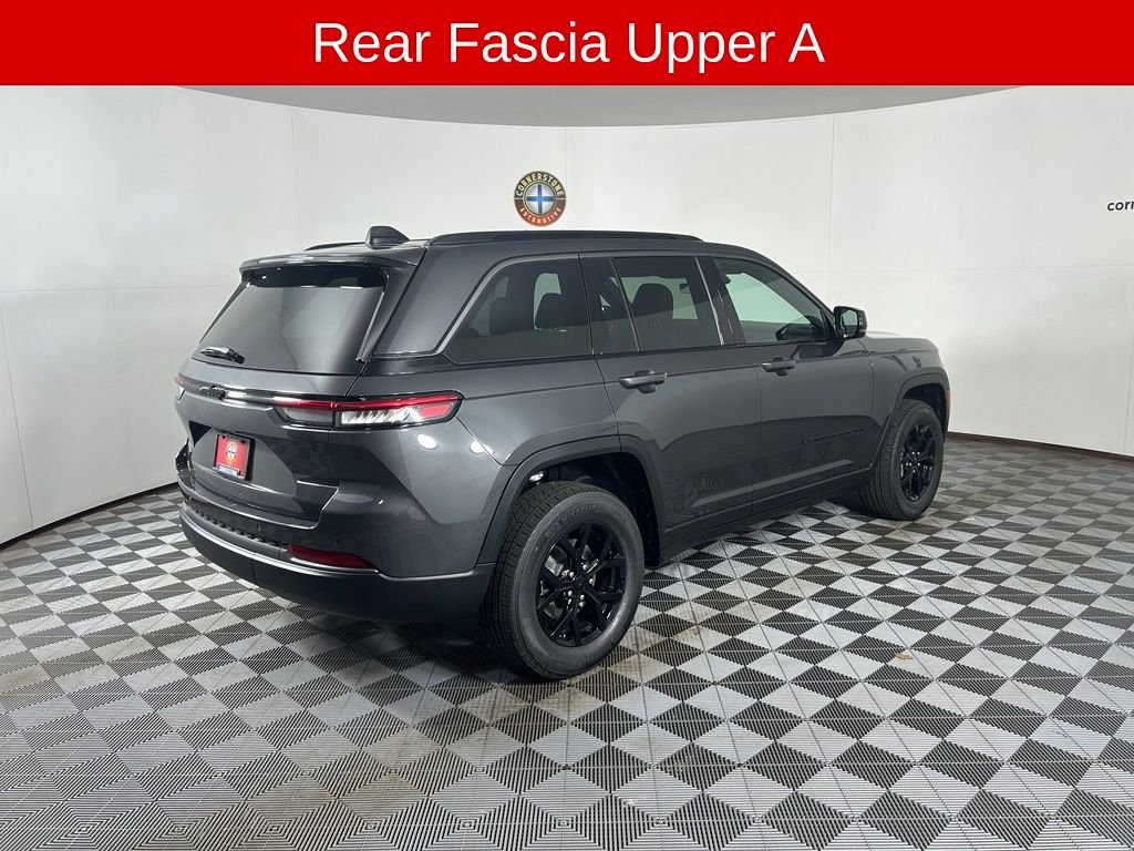 New 2026 Baltic Gray Metallic Clearcoat Jeep Altitude image 17