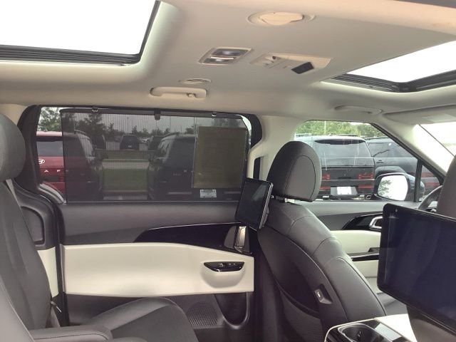 Used 2024 Blue Kia SX Prestige image 28