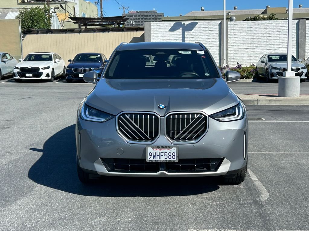 Used 2026 Skyscraper Grey Metallic BMW 30 xDrive image 8