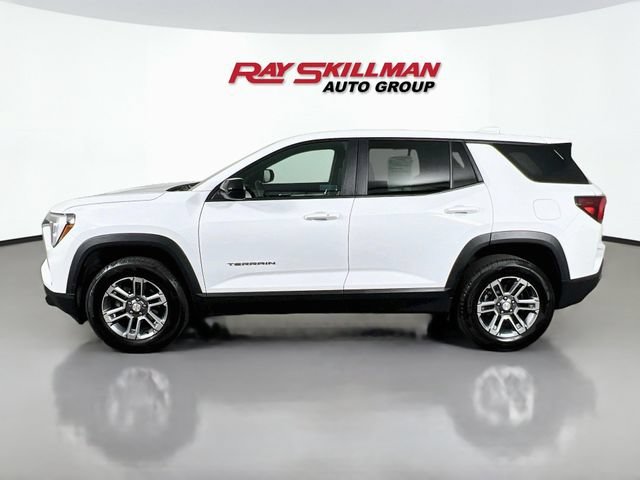 Used 2026 Summit White GMC Elevation image 4