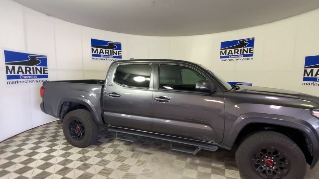 Used 2022 Gray Toyota SR5 V6 image 3