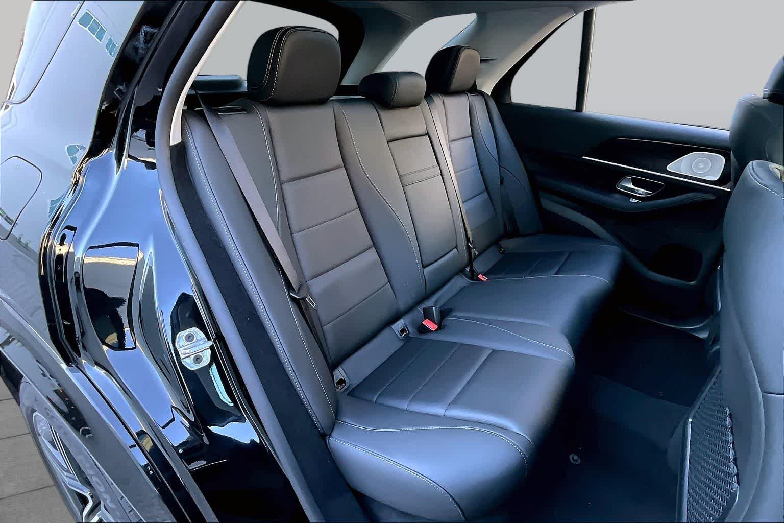 Used 2026 Obsidian Black Metallic Mercedes-Benz GLE 450 image 19