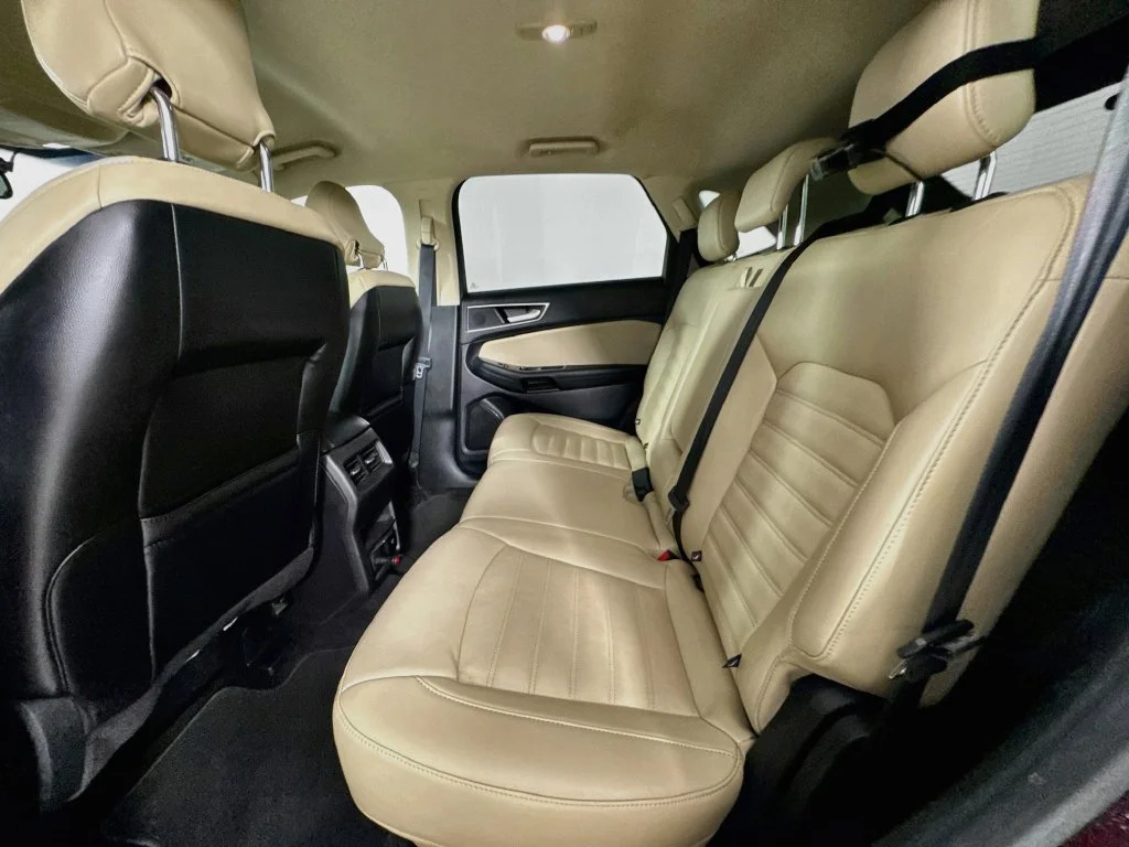 Used 2018 Red Ford SEL image 29