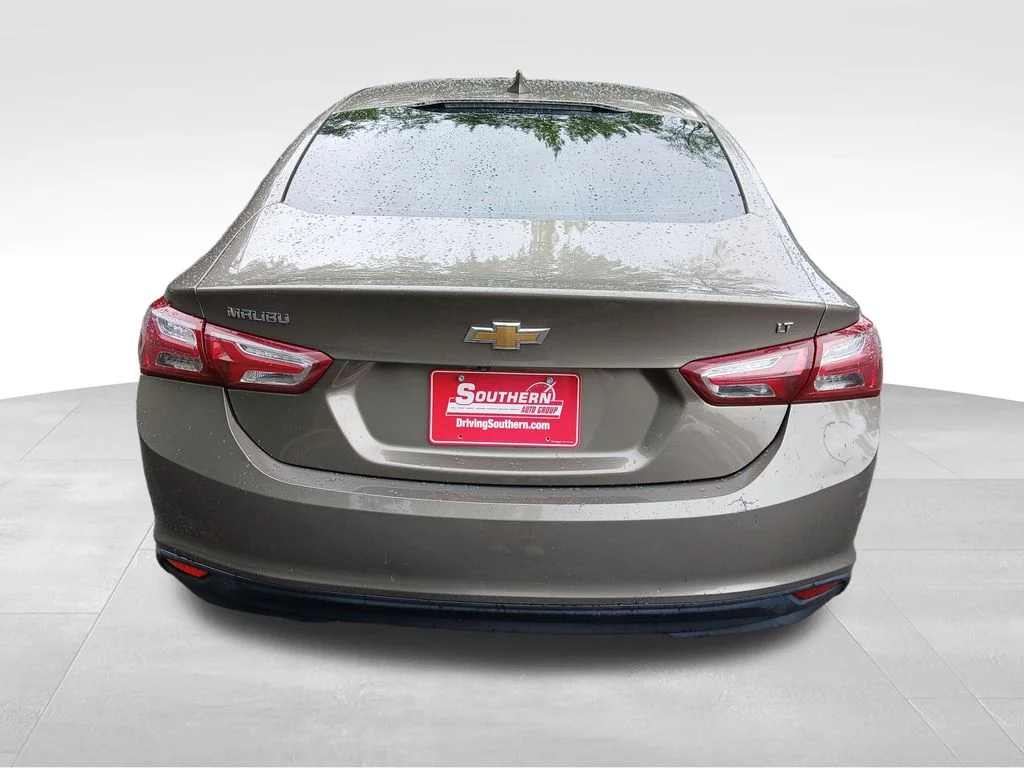 Used 2020 Gray Chevrolet LT image 4