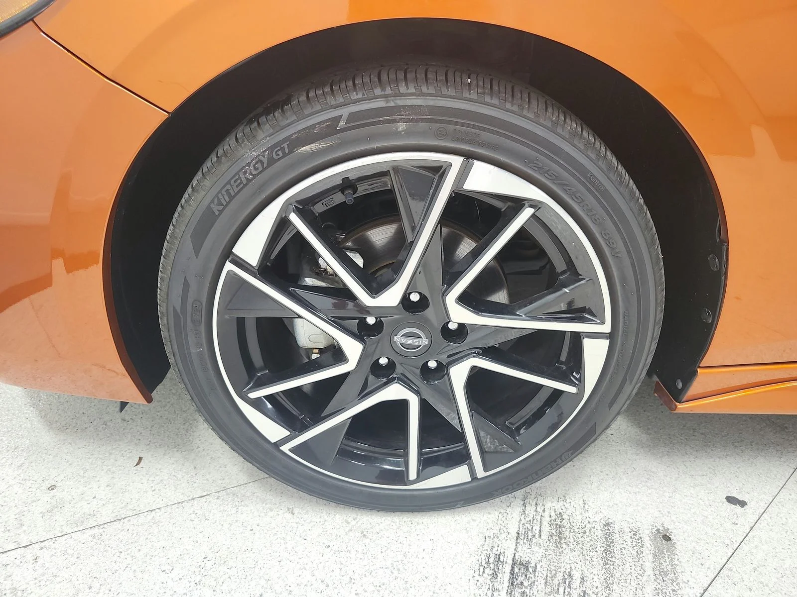 Used 2025 Orange Nissan SR image 14