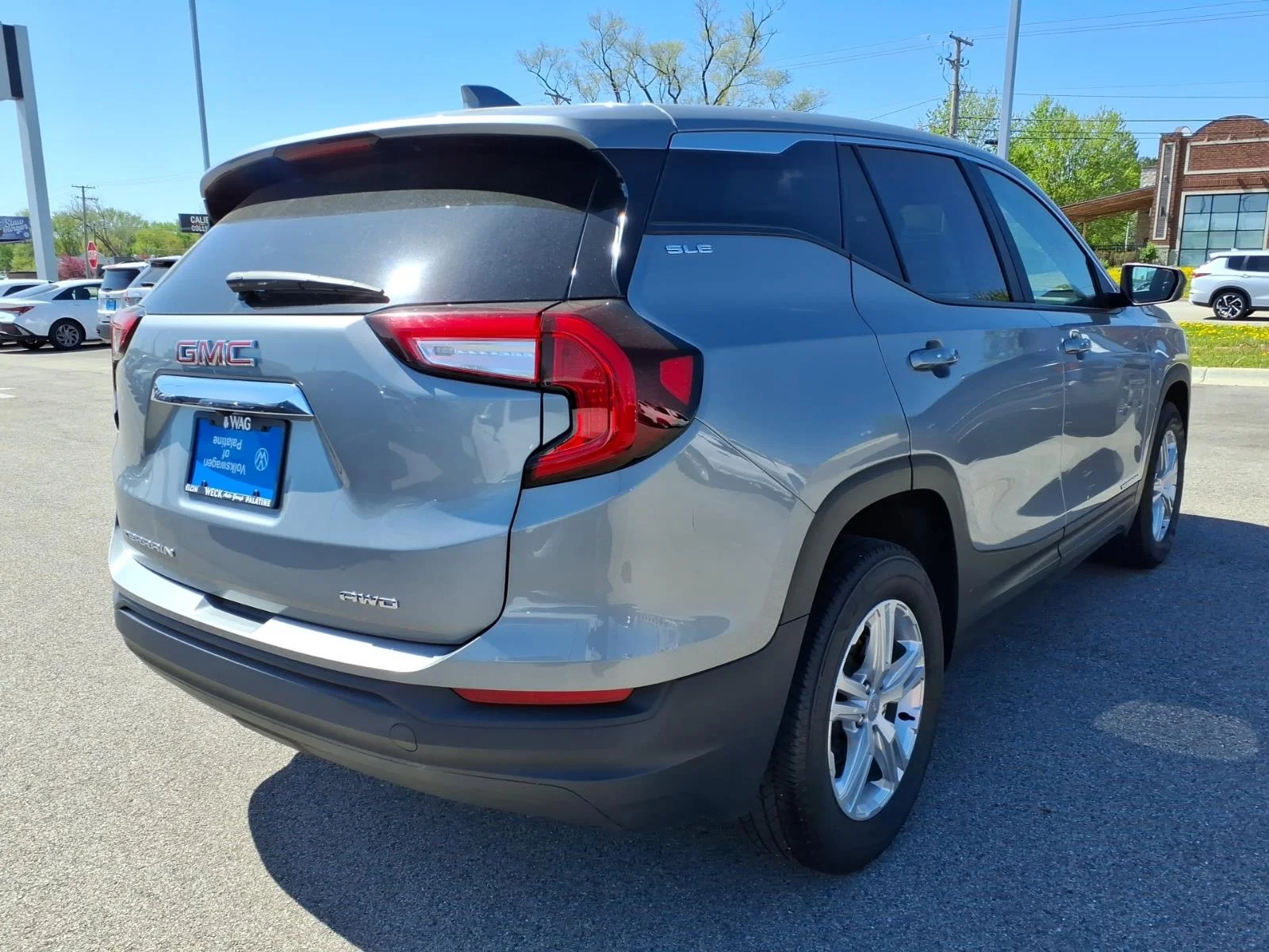 Used 2024 Sterling Metallic (gxd) GMC SLE image 7