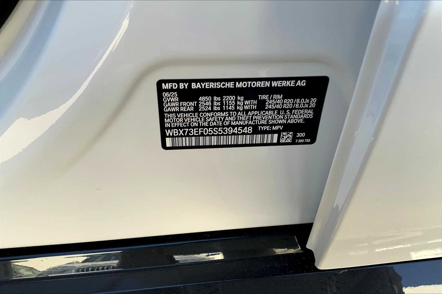 New 2025 Alpine White BMW xDrive28i image 16