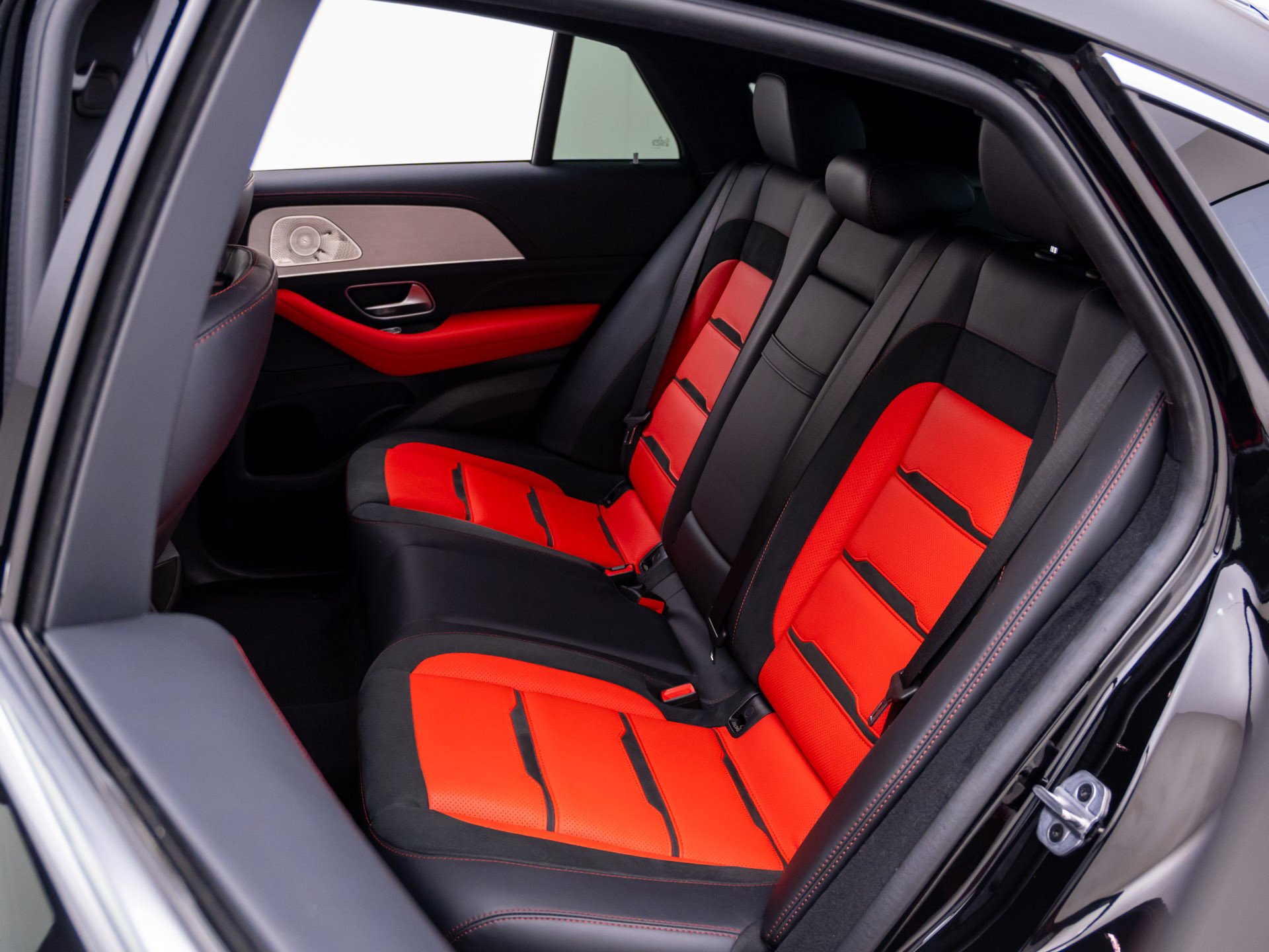 Used 2024 Black Mercedes-Benz GLE 53 AMG® image 16