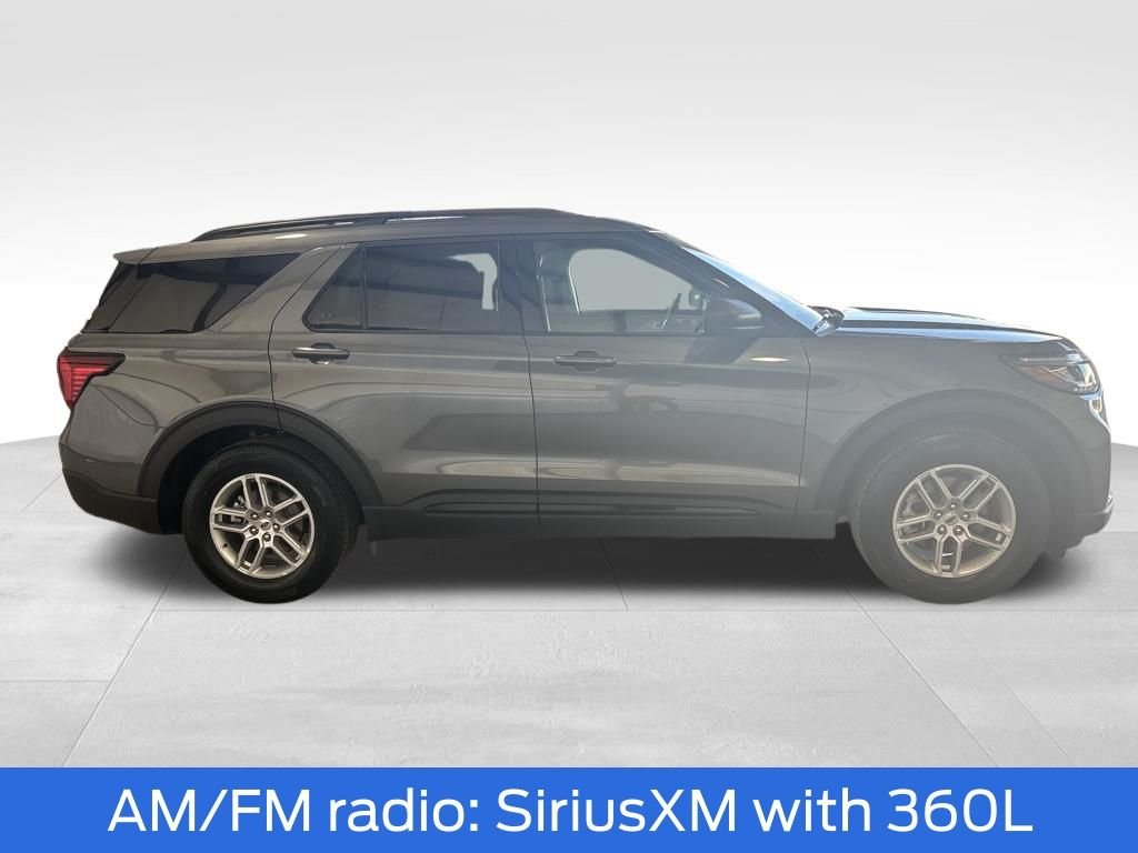2026 Ford Explorer Active - Photo 8