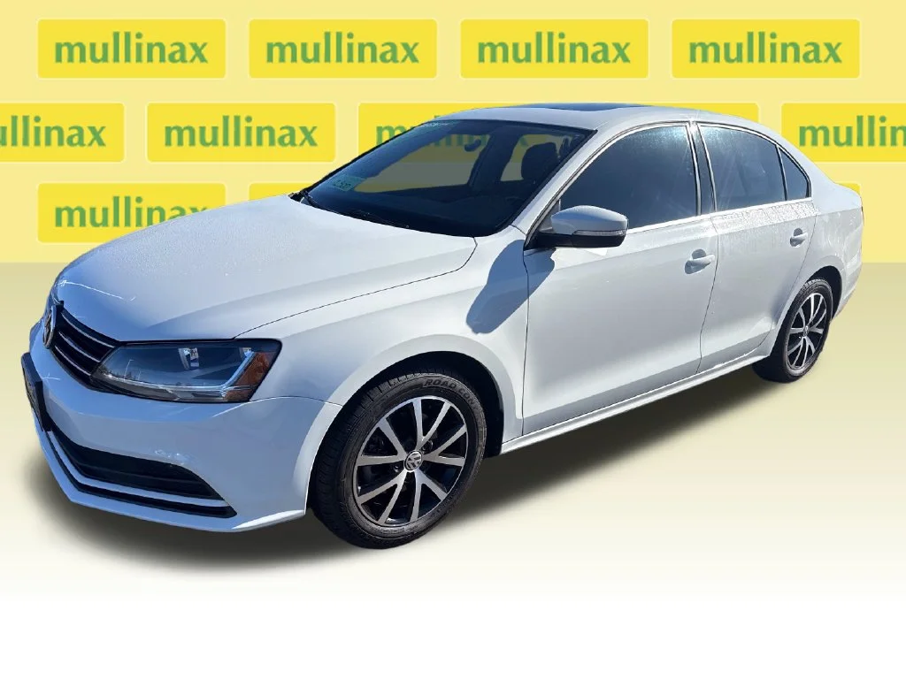 Used 2017 White Volkswagen 1.4T SE image 13