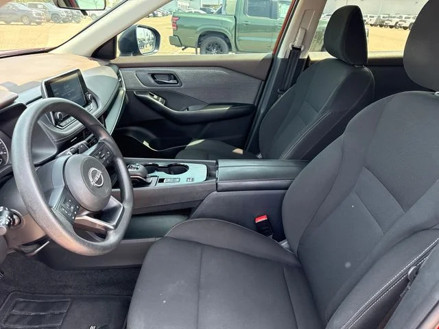 Used 2023 Red Nissan S image 10