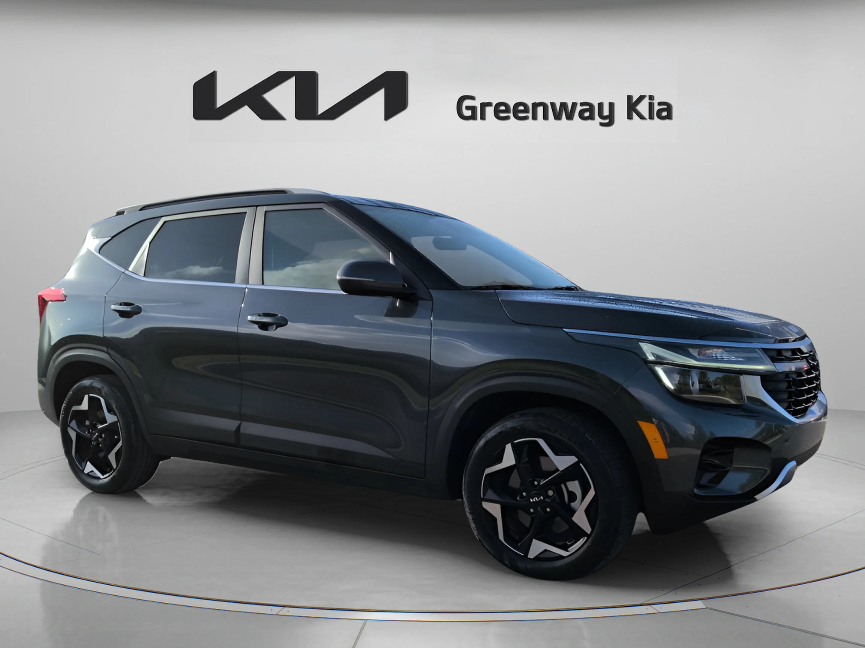 Certified Used 2025 Gravity Gray Kia EX image 2