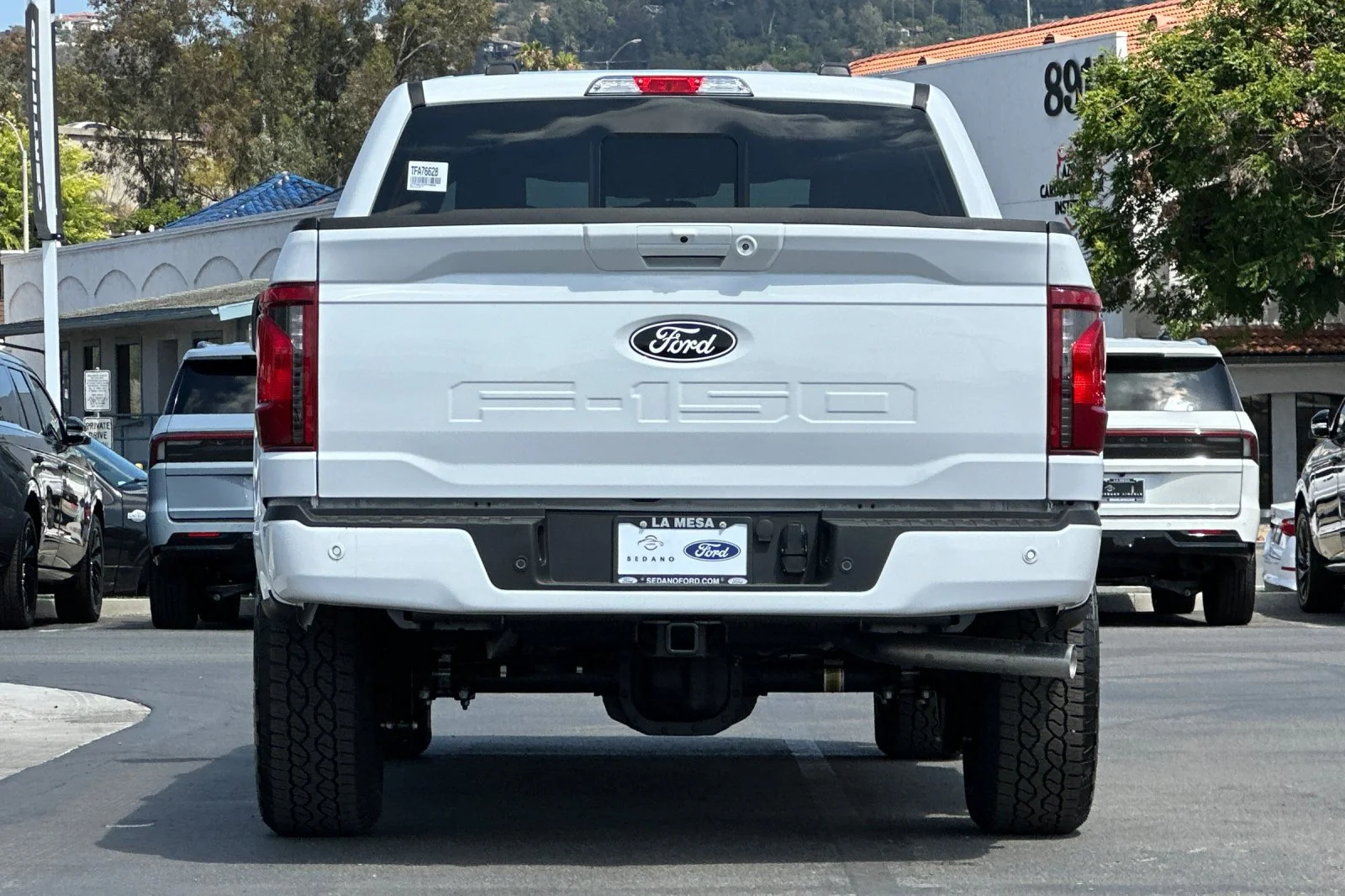 New 2026 Oxford White Ford XLT image 4