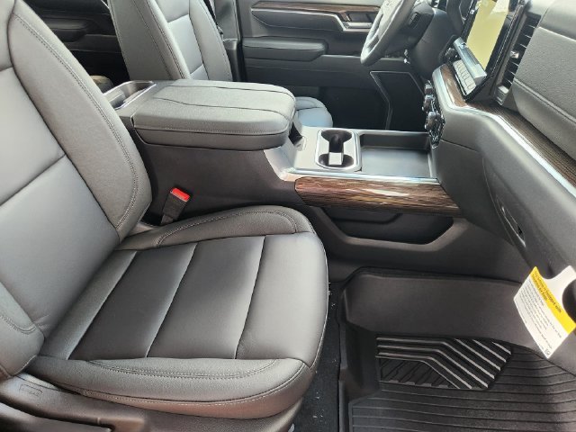 New 2026 Sterling Gray Metallic Chevrolet LT image 19