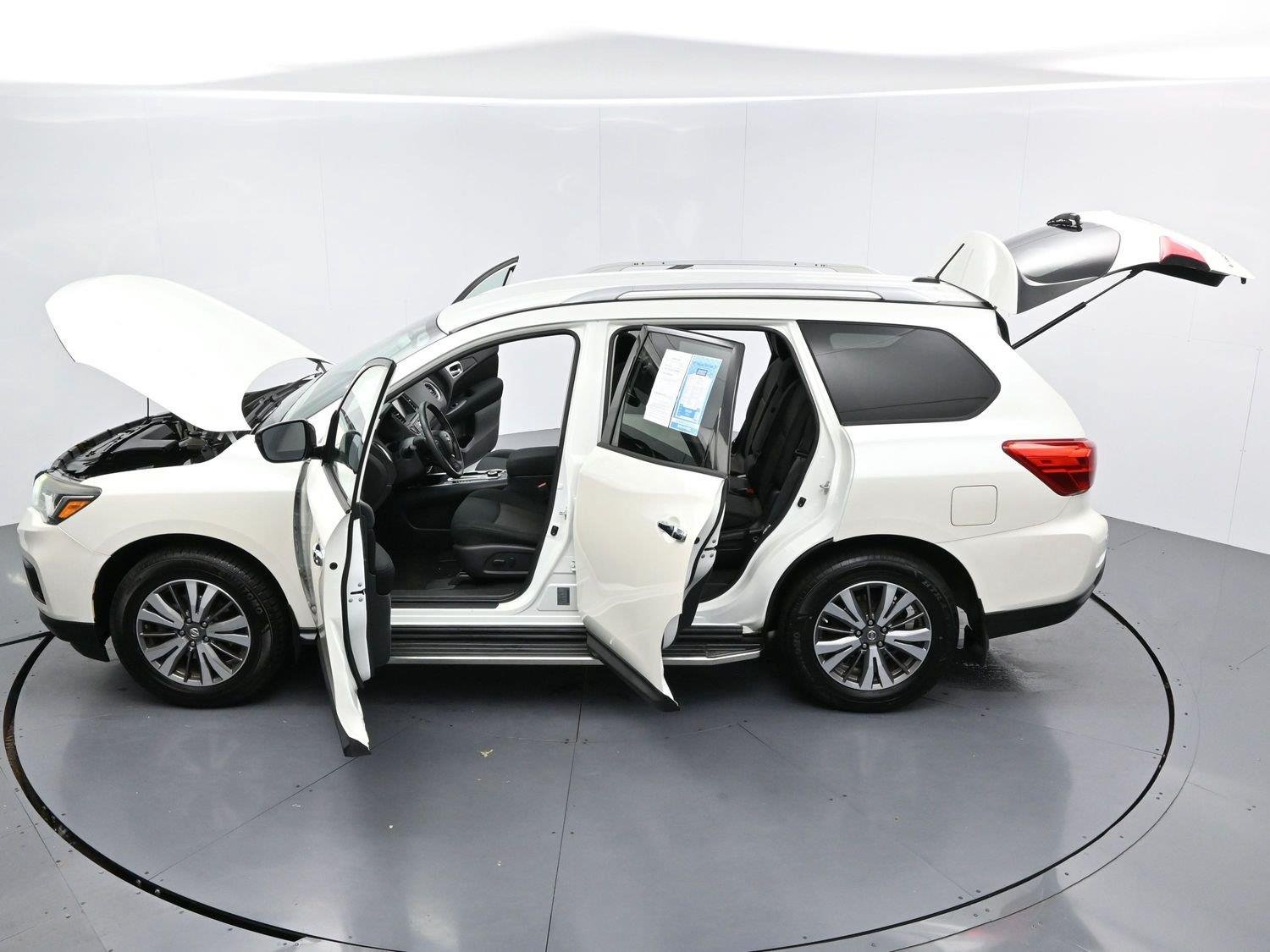 Used 2017 Pearl White Nissan SV image 43