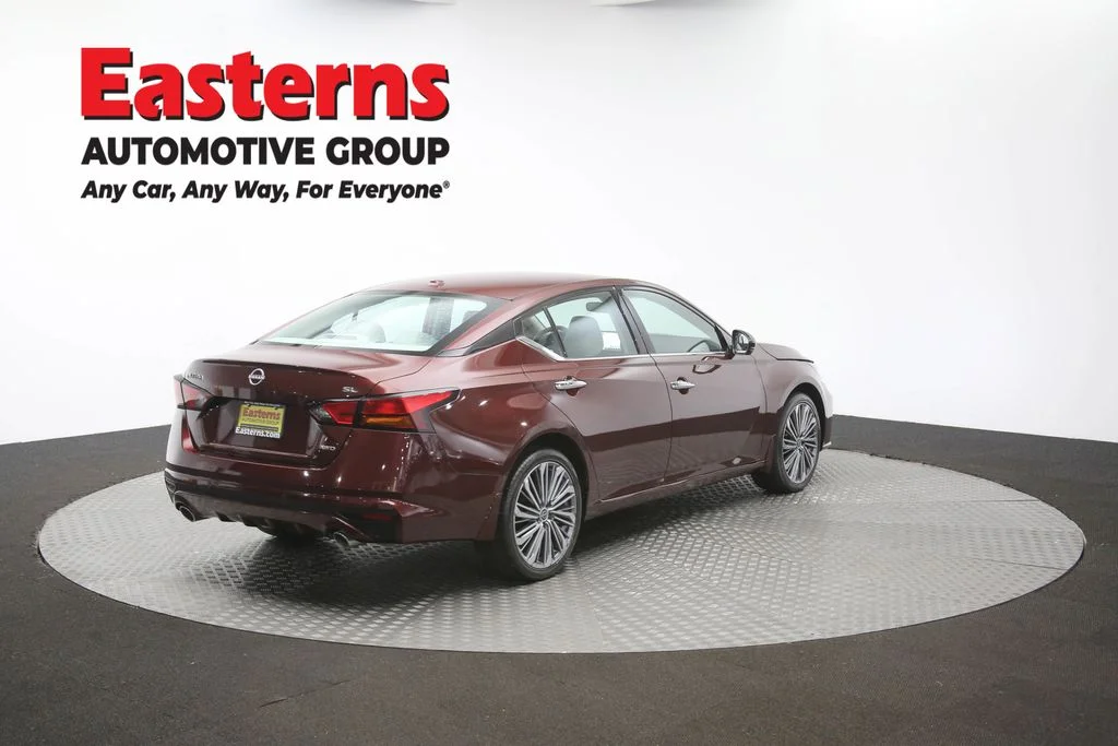 Used 2024 Red Nissan 2.5 SL image 44