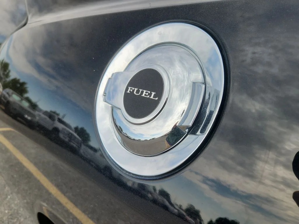 Used 2014 Black Dodge SXT image 23