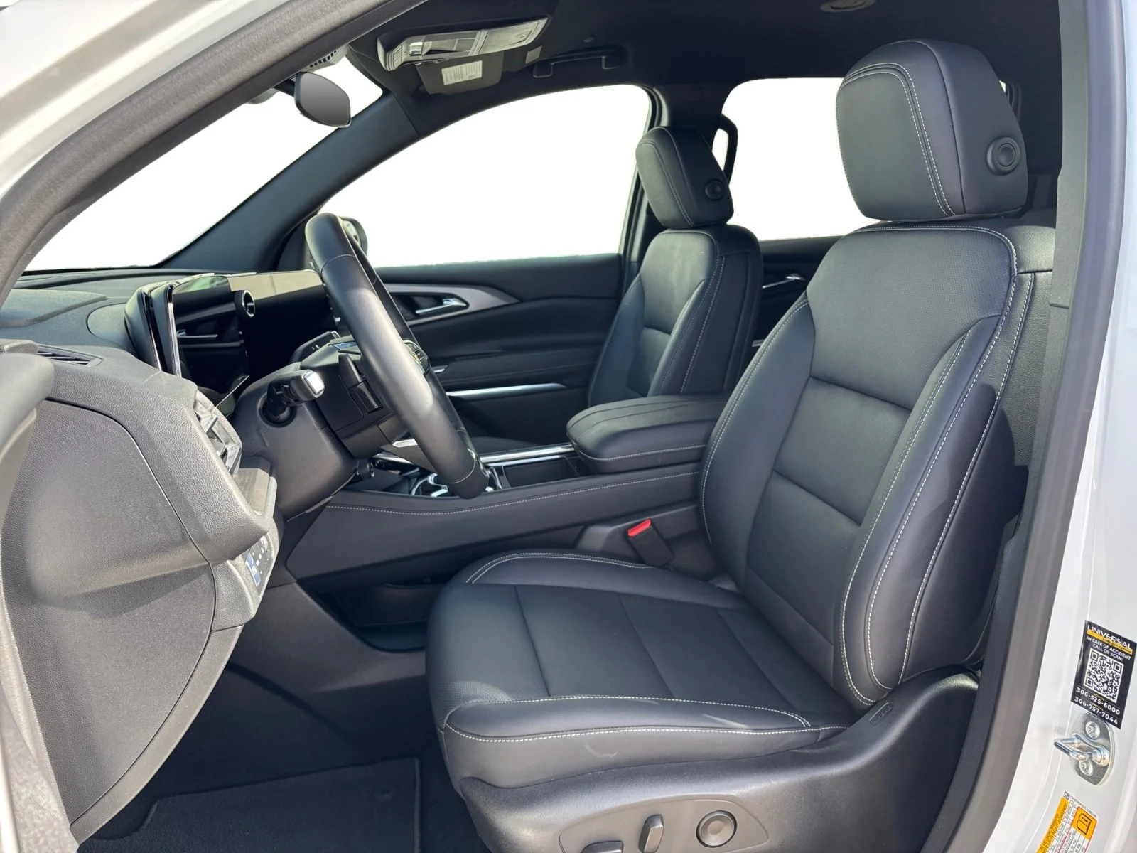 Used 2026 Summit White Chevrolet LT image 10