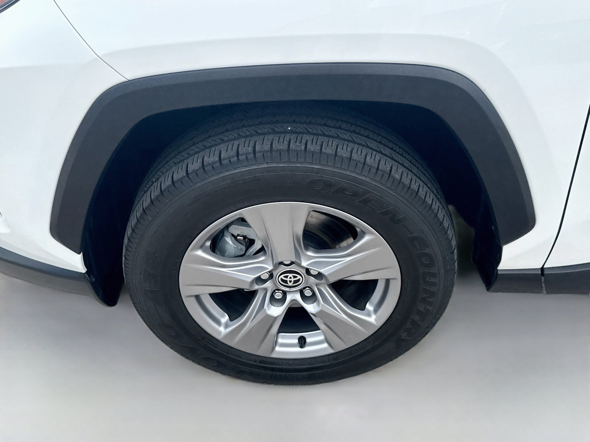 Used 2024 Ice Toyota Hybrid LE image 34