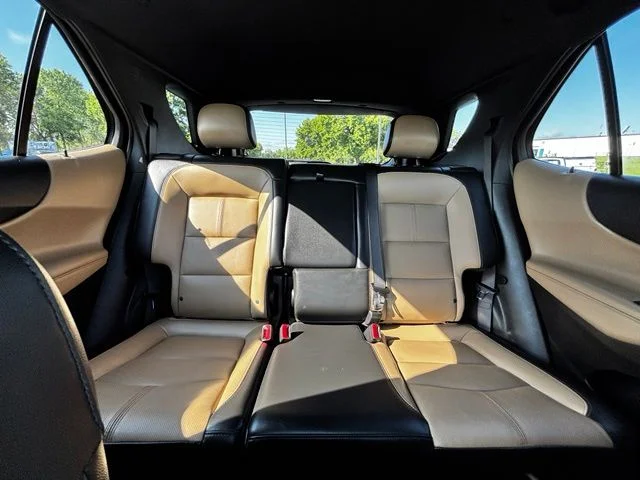 Used 2022 Black Chevrolet Premier image 22