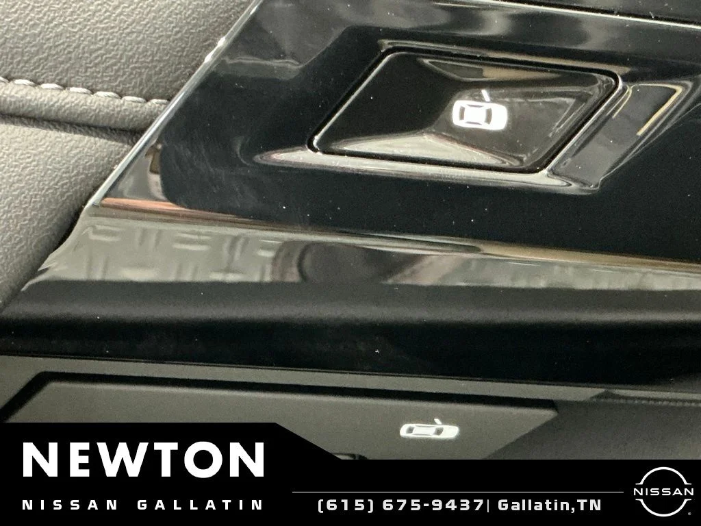Used 2026 Brooklyn Gray Metallic BMW 740i xDrive image 95