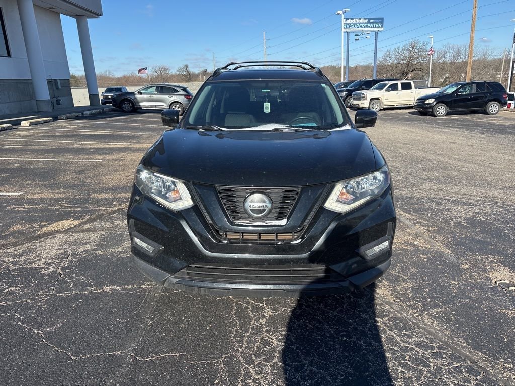 Used 2018 Nissan Rogue SV with VIN 5N1AT2MT2JC783636 for sale in Kansas City