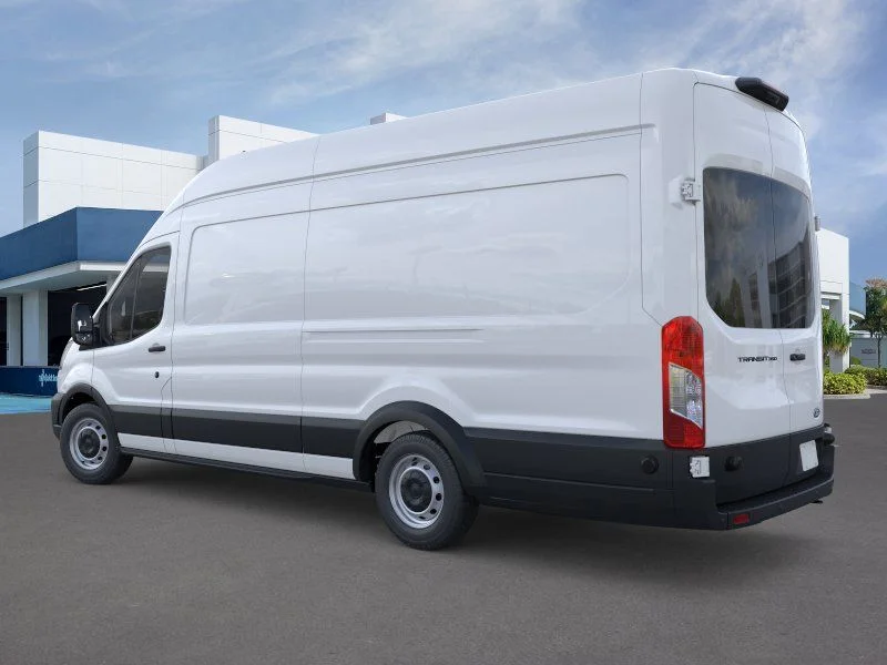 New 2026 Oxford White Ford Base image 4