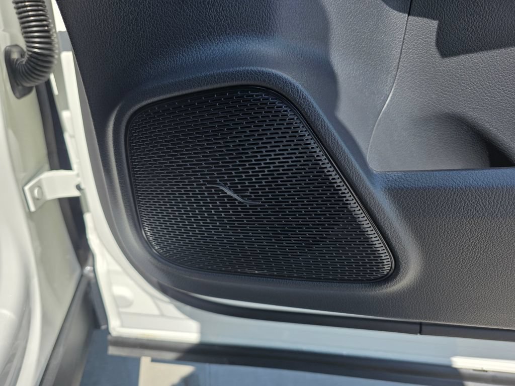 New 2026 Polar White Mercedes-Benz GLA 250 image 48