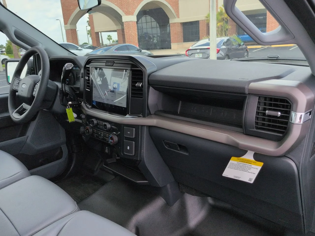 New 2026 Oxford White Ford XL image 14