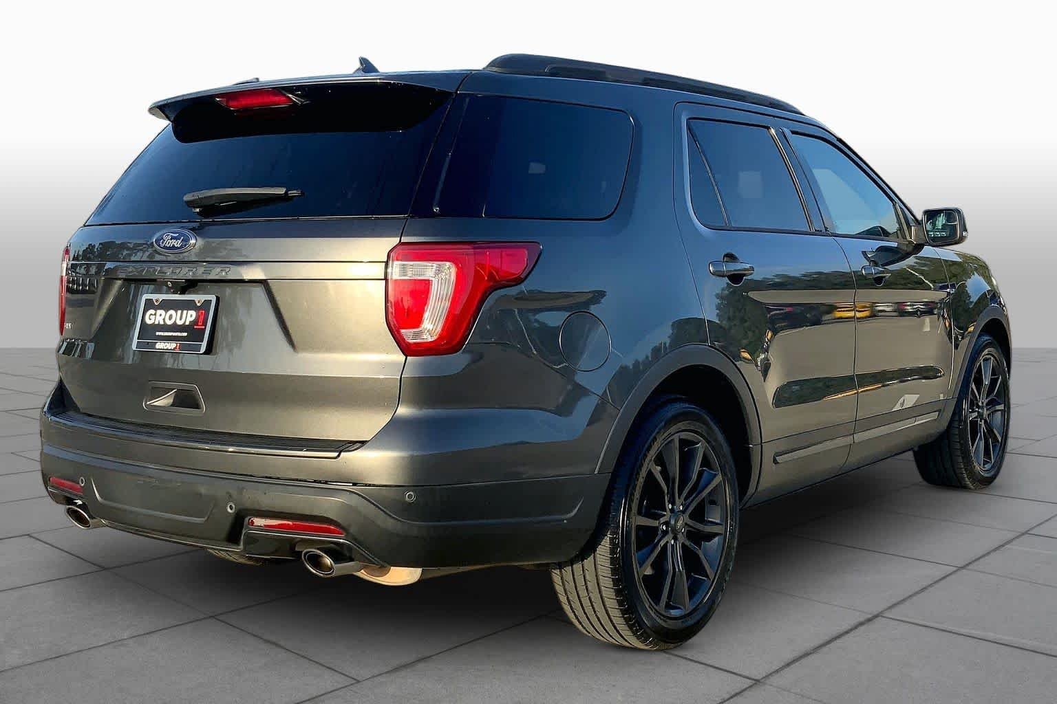 Used 2018 Magnetic Ford XLT image 13