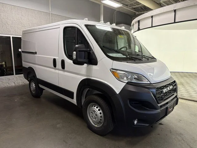 2026 RAM ProMaster Cargo Van Tradesman