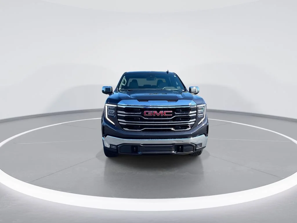 Used 2025 Titanium Rush Metallic GMC SLT image 3