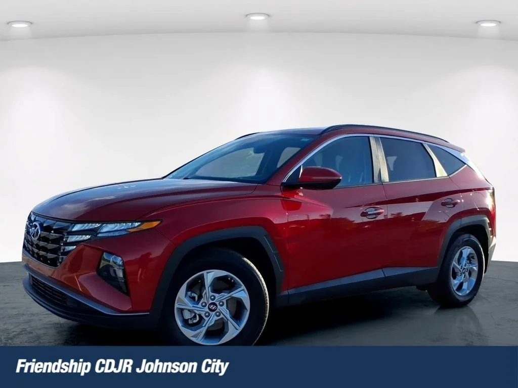 Used 2023 Red Hyundai SEL image 1