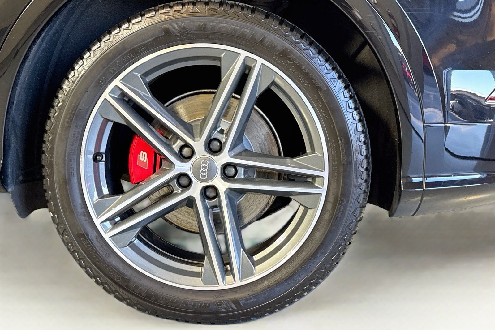 Used 2018  Audi Prestige image 7