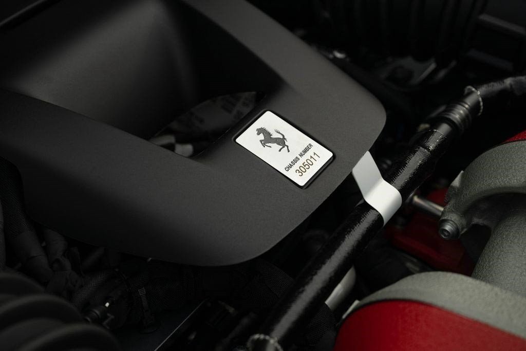 Certified Used 2024 Grigio Titanio Metall Ferrari  image 15