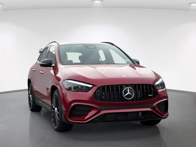 New 2026 MANUFAKTUR Patagonia Red Metallic Mercedes-Benz AMG® GLA 35 4MATIC® SUV image 4